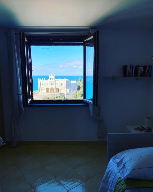 BlueMind, Tropea