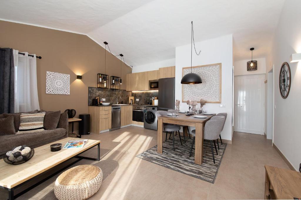 Kitchen, Quinta Do Paraiso - AL in Carvoeiro