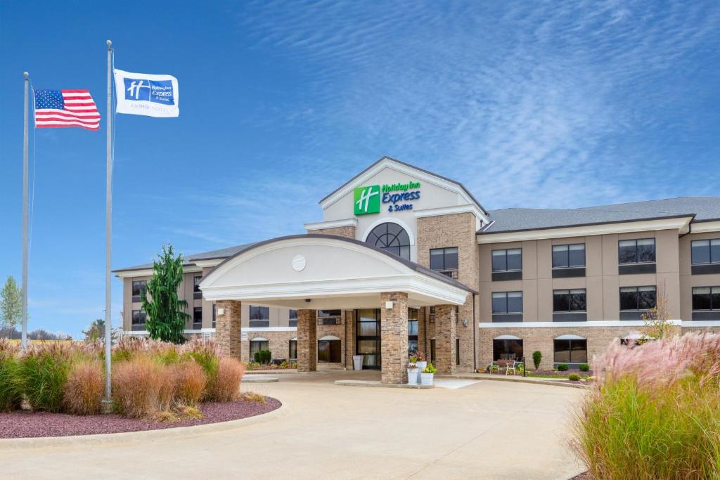 Holiday Inn Express Hotel & Suites Wadsworth photo