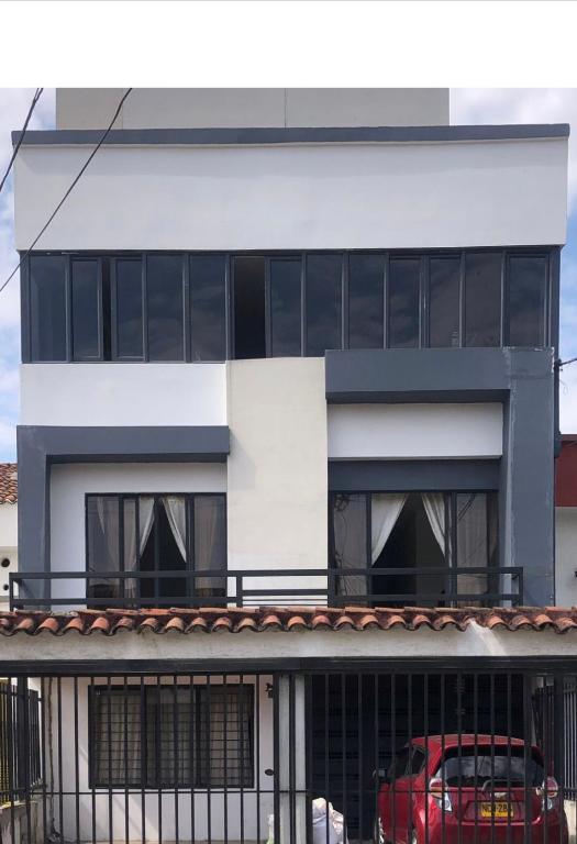 Apartamento cómodo en el norte 302 - 4