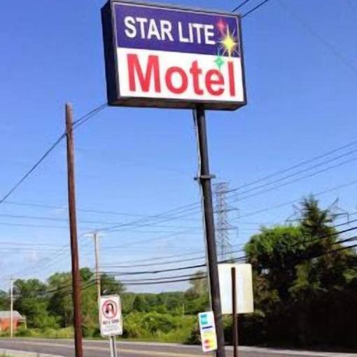 Starlite Motel photo
