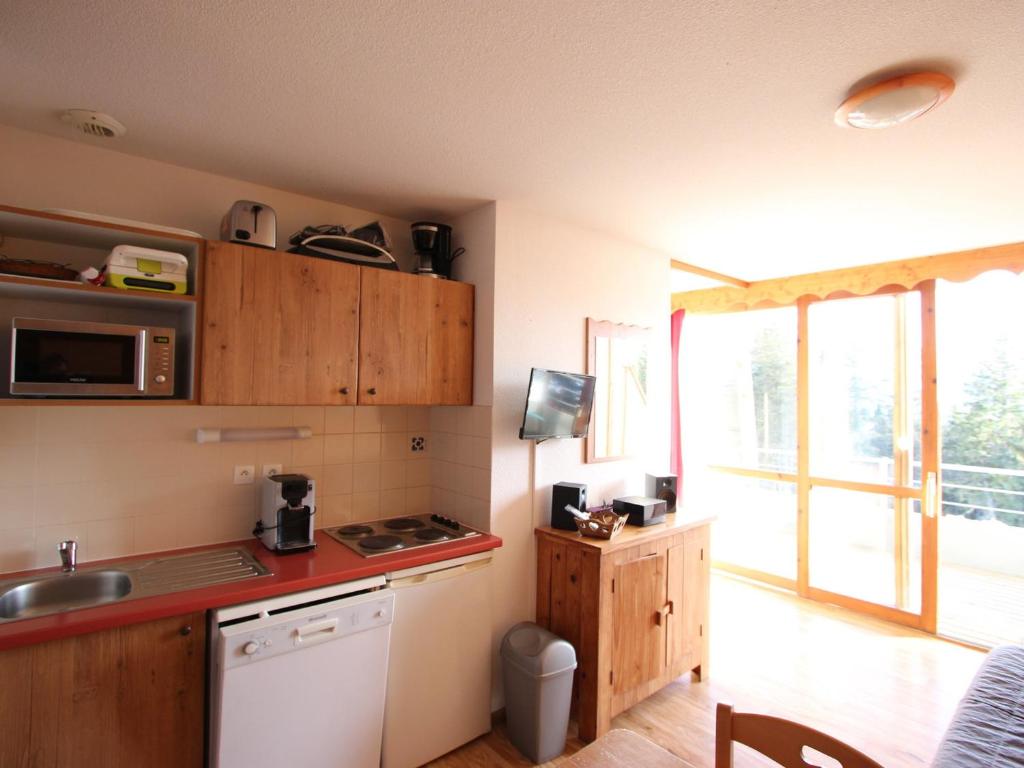 Appartement 2 pièces sud proche pistes Chamrousse - FR-1-549-125 - 3
