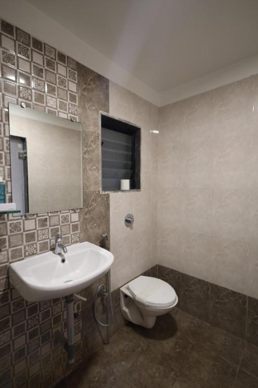 Saish Hotel Shirdi photo