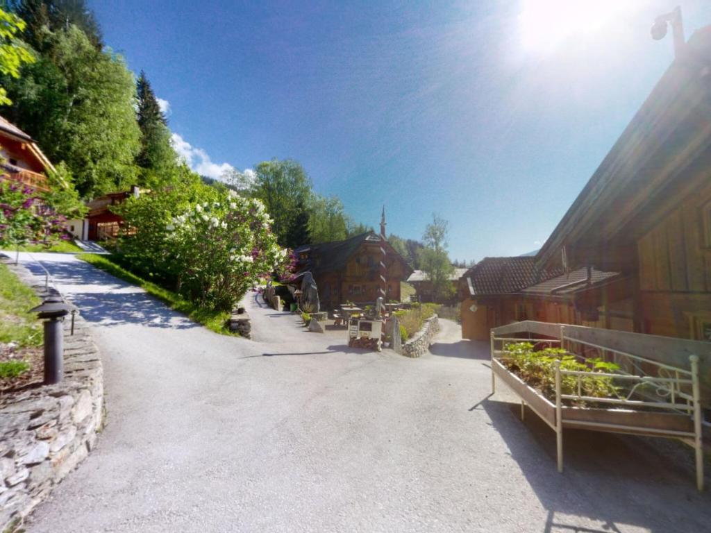Chalet in Wildkogel near Ski Slopes - 3