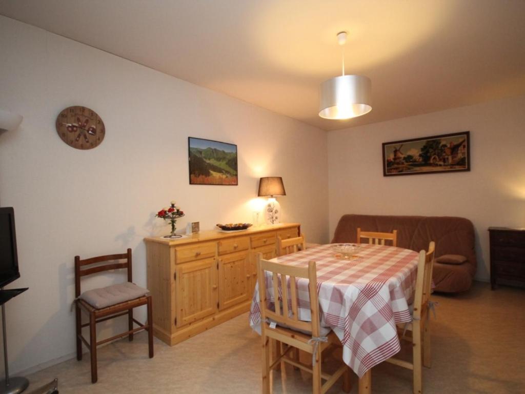 Charmant T2 avec balcon exposé Ouest, parking privé, au Mont-Dore, proche centre et Thermes - FR-1-608-190 - 2