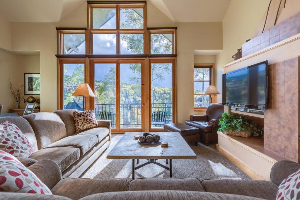 Aspen Ridge 3 by Alpine Lodging Telluride, Telluride