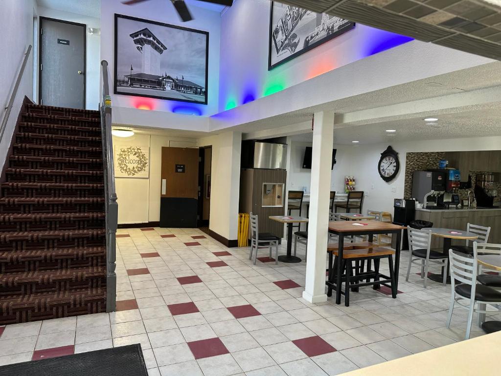 Food and beverages, Super 8 By Wyndham North Platte in North Platte (NE)