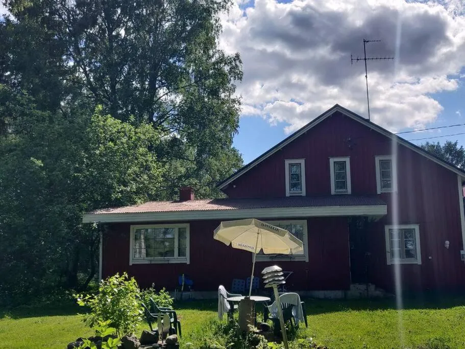 Hideaway for holiday season, hot tube, two saunas, hotel in Hämeenlinna