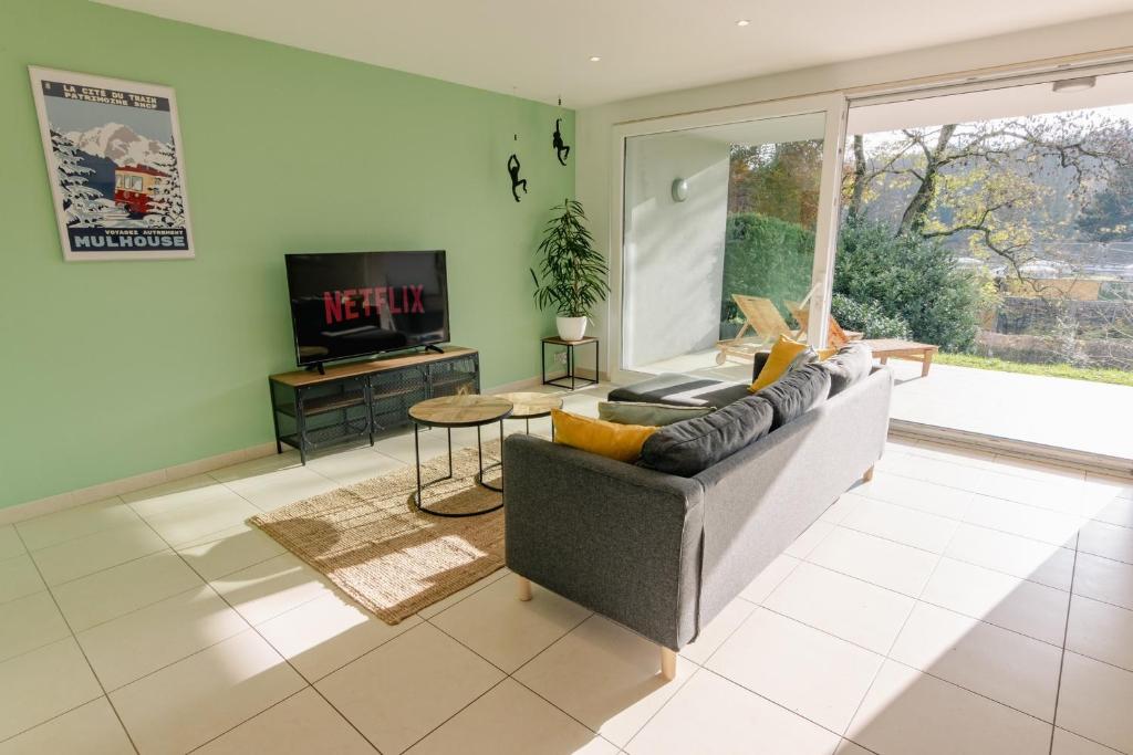 Cozy Nest By the Zoo, Mulhouse