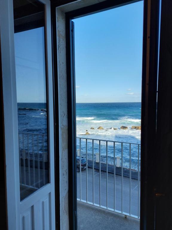 Camilla suite, Syrakusy