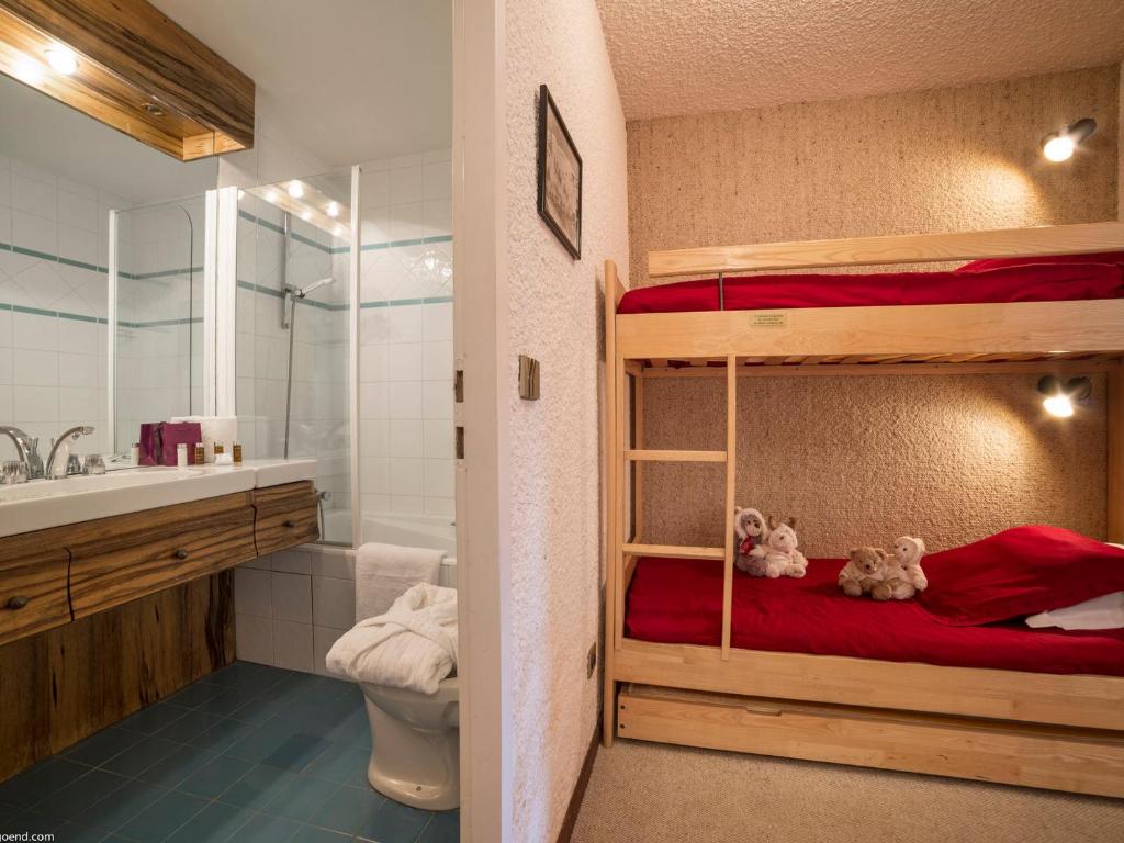 Courchevel 1850: Appartement 2 pièces, balcon plein sud, parking - FR-1-575-17 - 3