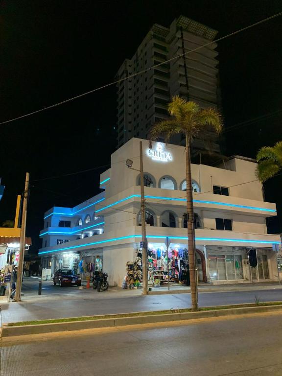 Creta Hotel & Suites - 1