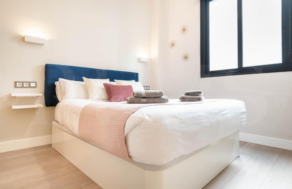 Cozy apartment with parking in the center by REMS - 4