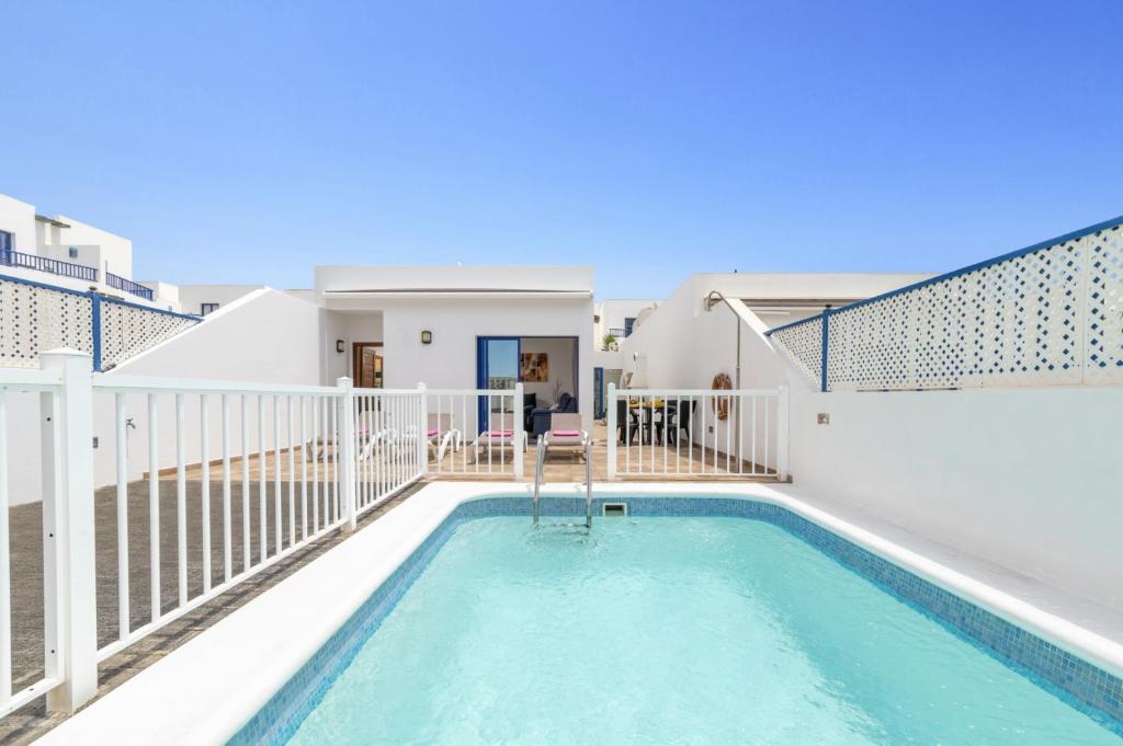 Villa Blanca by Villa Plus - 3