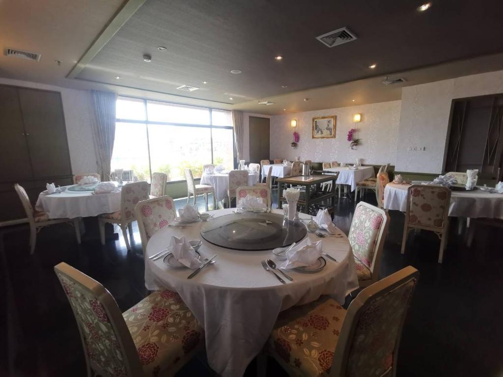 李广场酒店 (Lee Place Hotel)