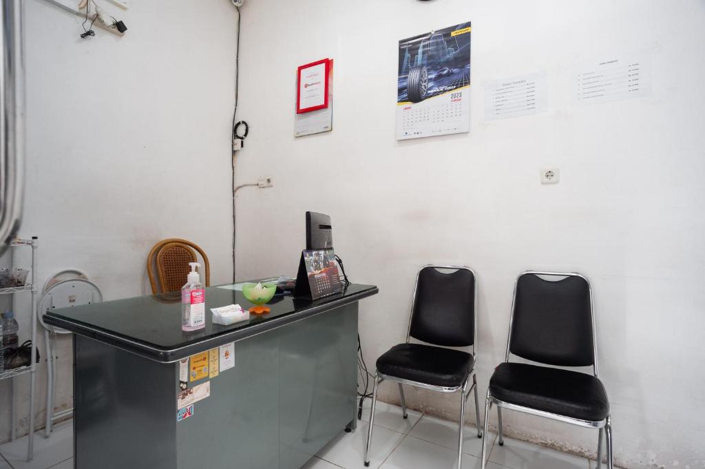 OYO 3929 8angau Mas photo