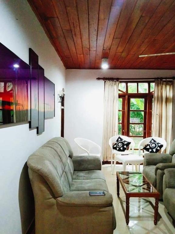 ATITHYA Retreat, Hikkaduwa