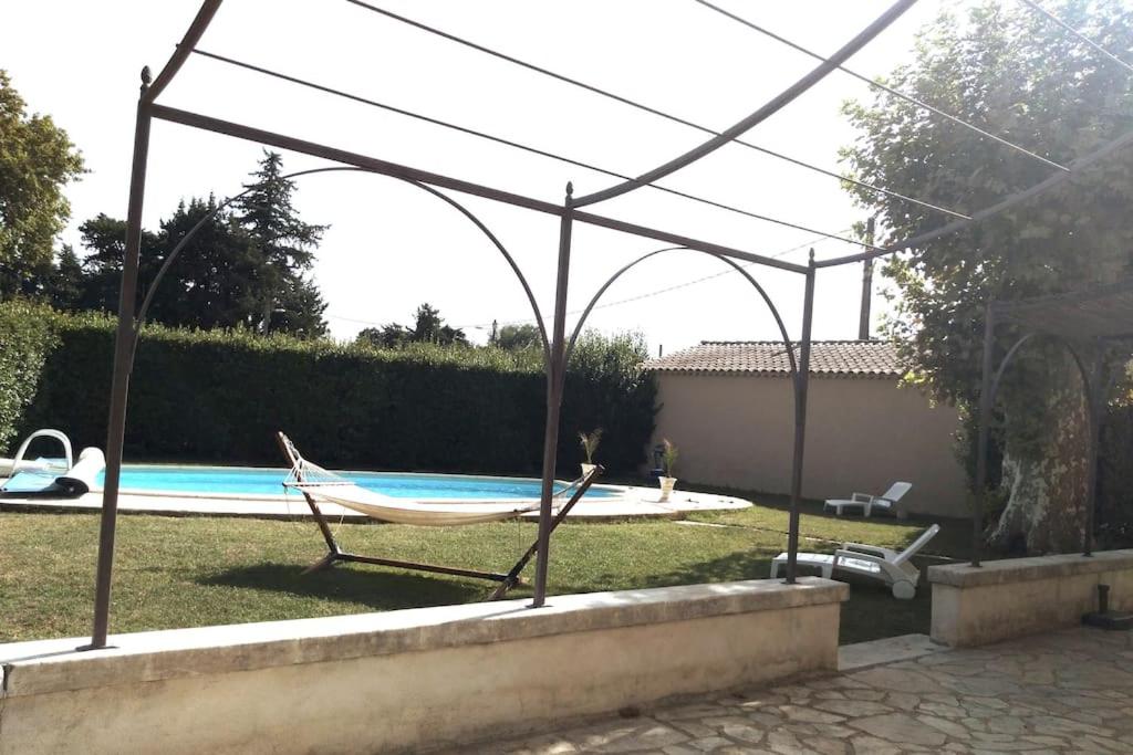 Grand mas provençal extra muros - 4