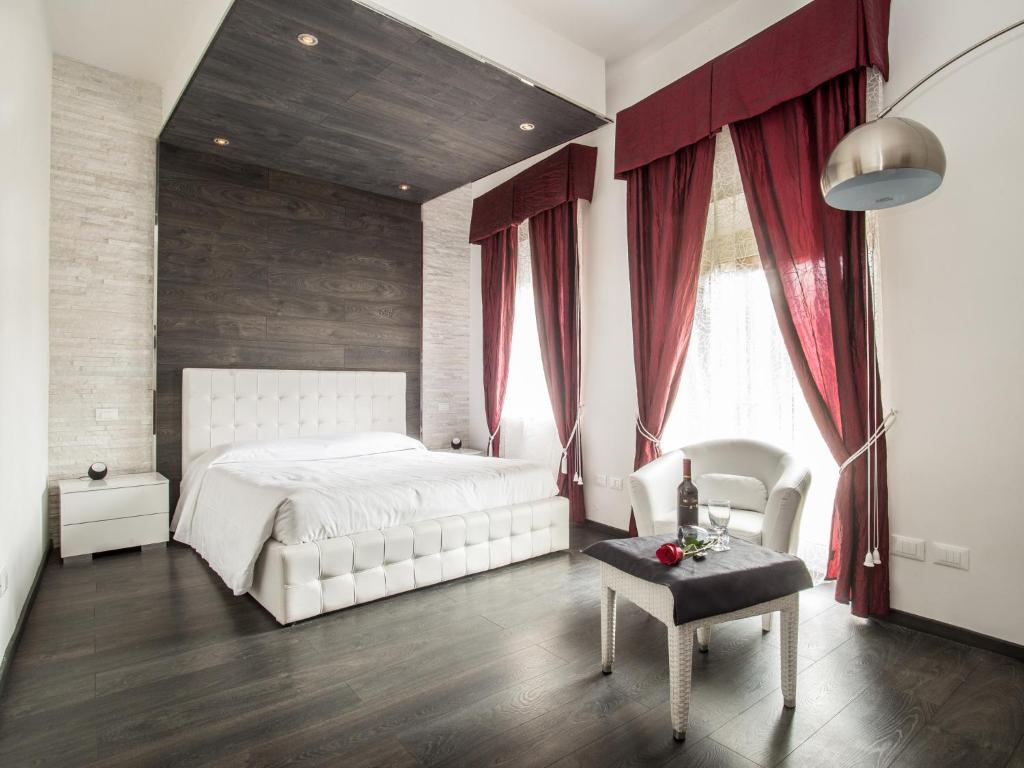 Royal Rooms — Hotel in Rome