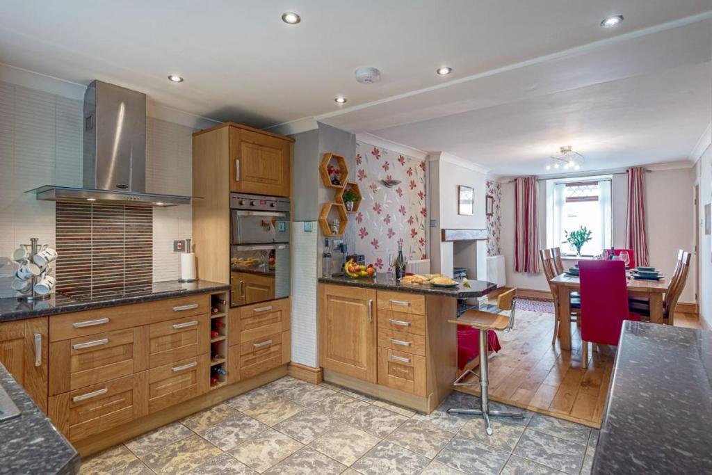40 Church Street, Aberffraw photo 5
