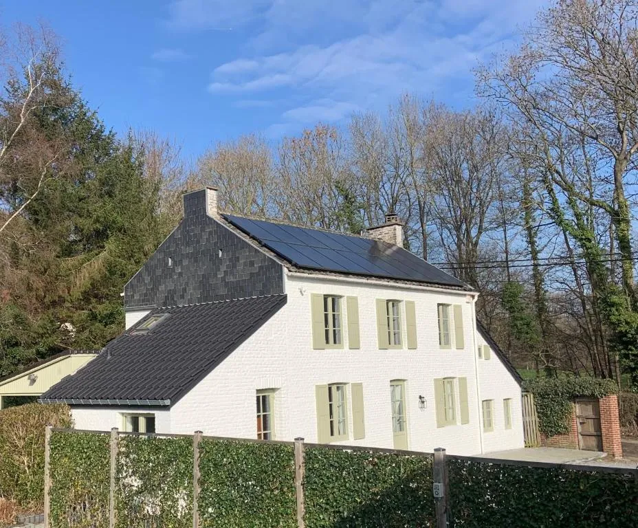Ancienne maison rénovée au calme，位于Wanze的酒店