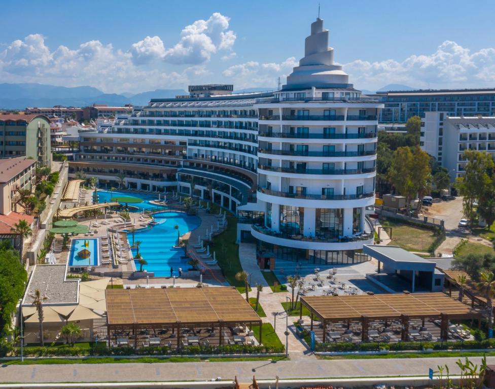 Seaden Quality Resort & Spa Ultra All Inclusive — Hotel building in Side