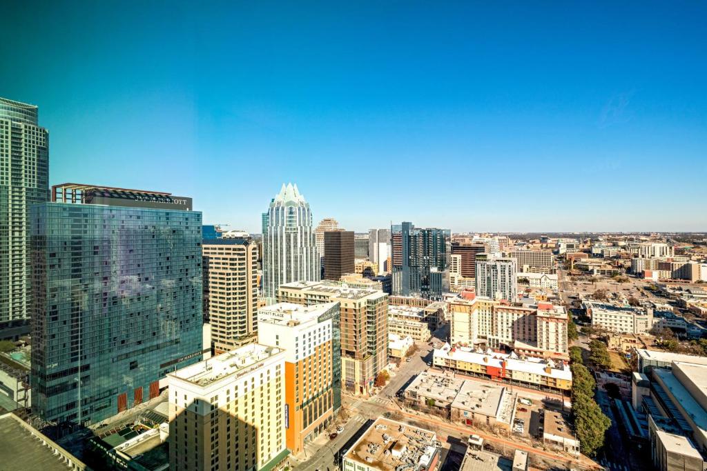Austin Marriott Downtown photo