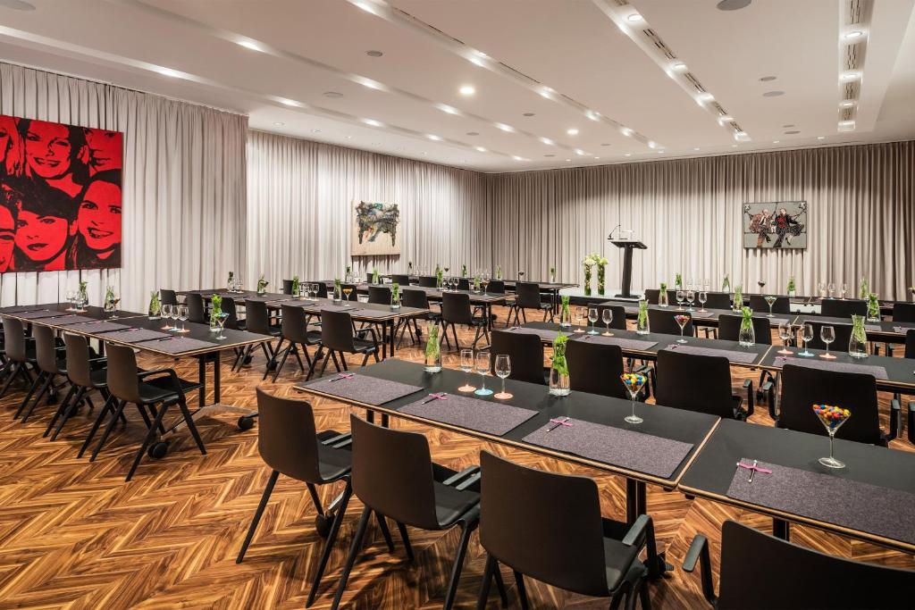Meeting room / ballrooms