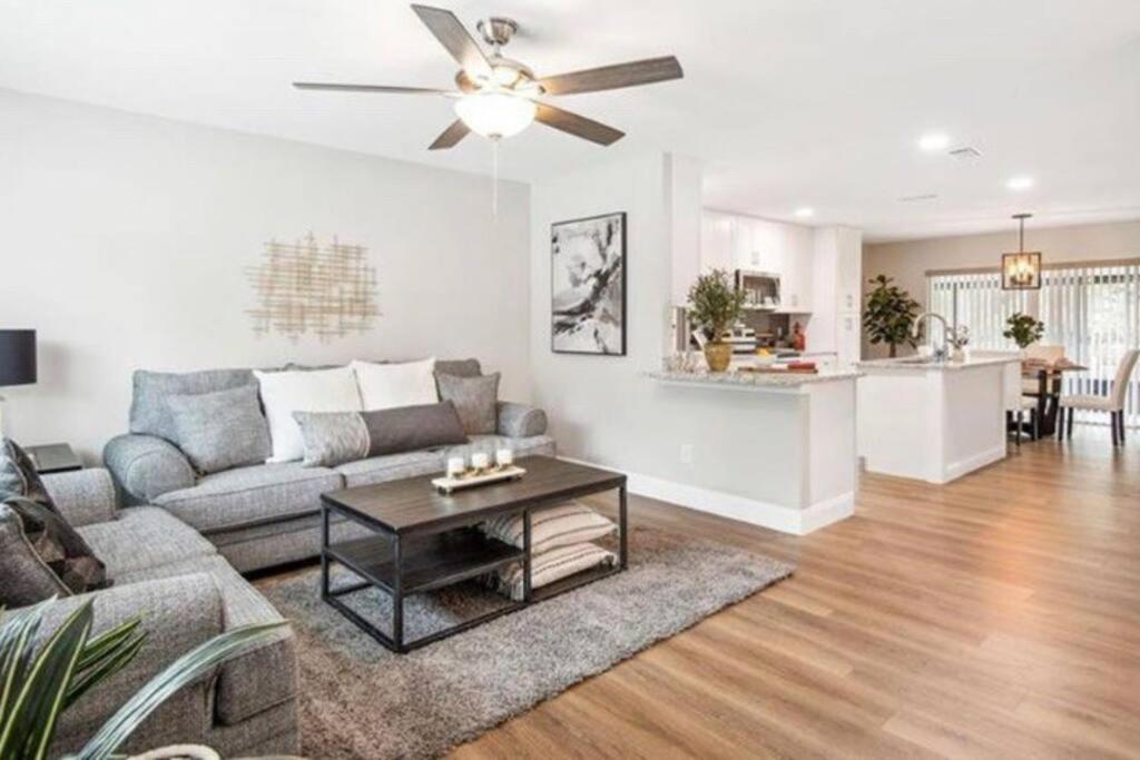 Holiday homes in Seffner, FL price from 8, reviews of Hotels