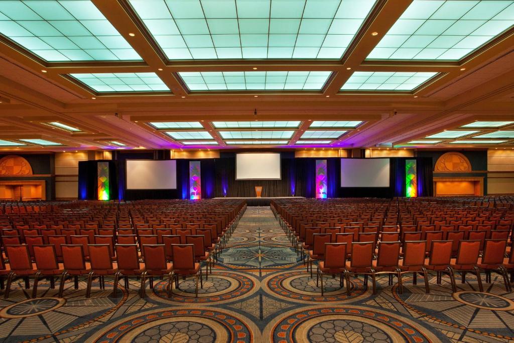 Tárgyalóterem/bálterem