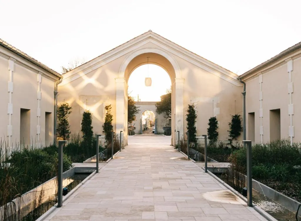 Hôtel Chais Monnet & Spa，位于科涅克的酒店