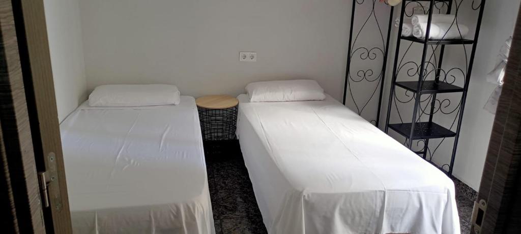 Old Center Inn Alicante - 4