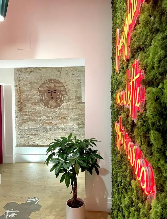 XENIA LUXURY ROOMS, hotel in Reggio Calabria