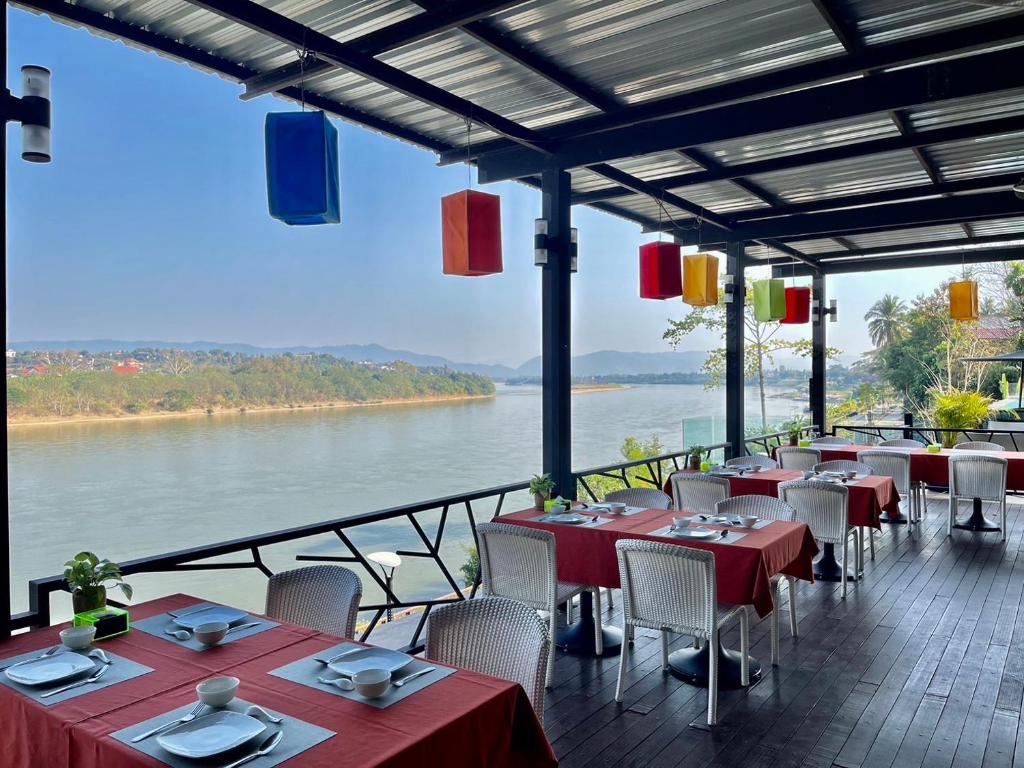 Great food & dining