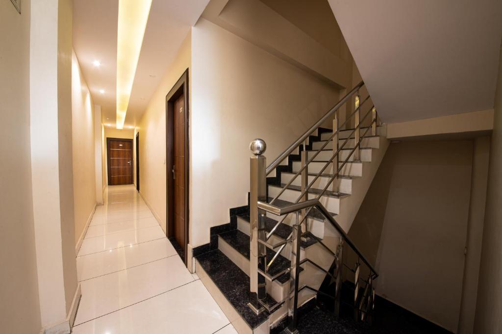 Perfect Stayz Dwarkesh - Hotel Near Haridwar Railway station photo