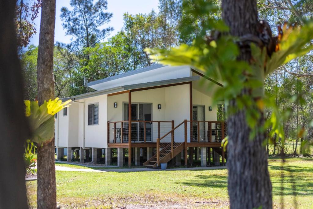 Lazy Woods One - oceanstays, Yamba