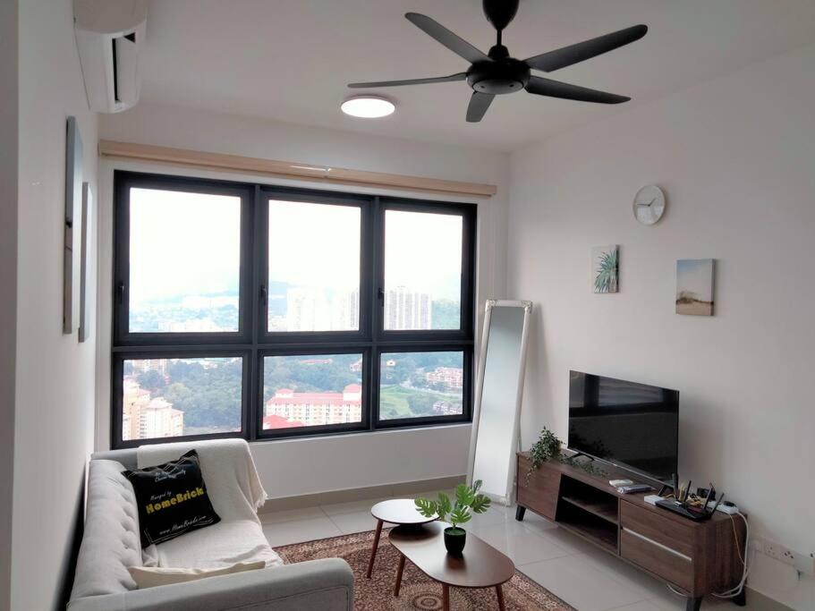 M Vertica Residence I HomeBrickz, Куала-Лумпур