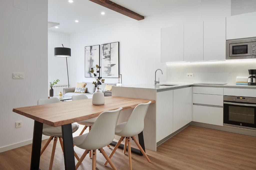 Autonomia - The Rentals Collection, San Sebastián