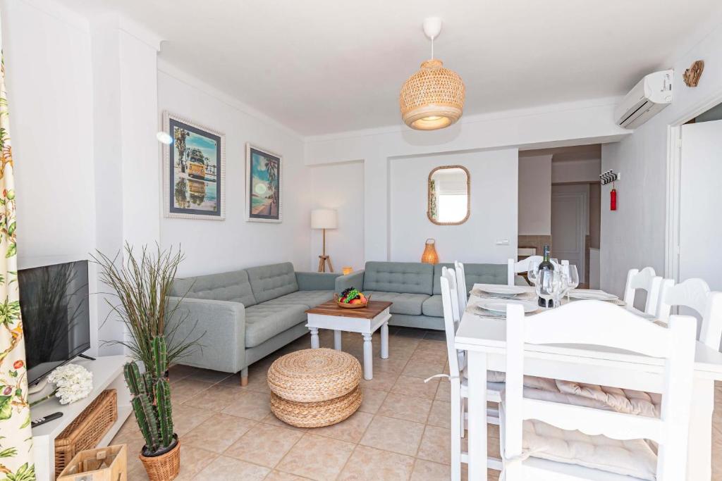 On The Beach Voramar by Sealand Villas - 5