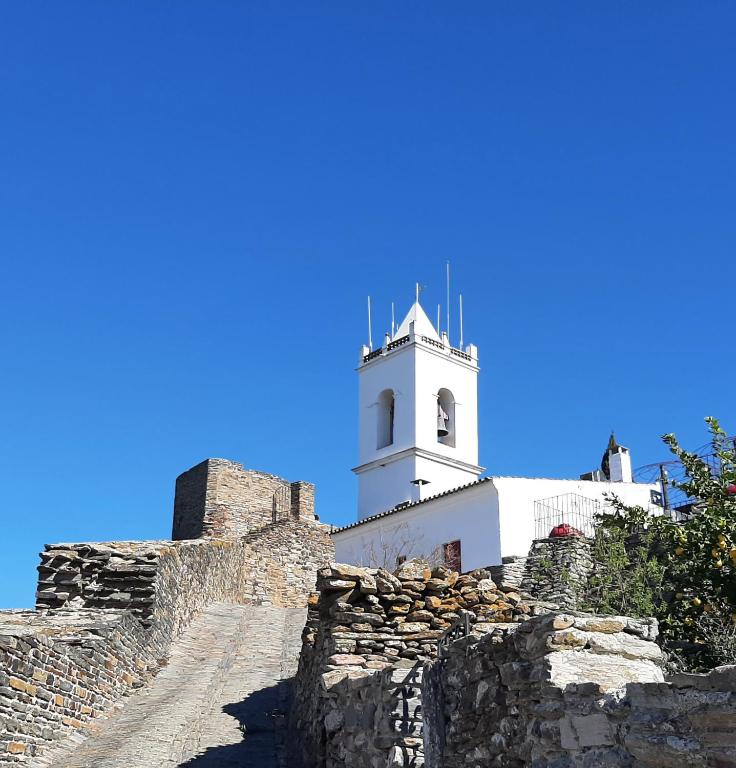 Casas Letizia e Sebastião