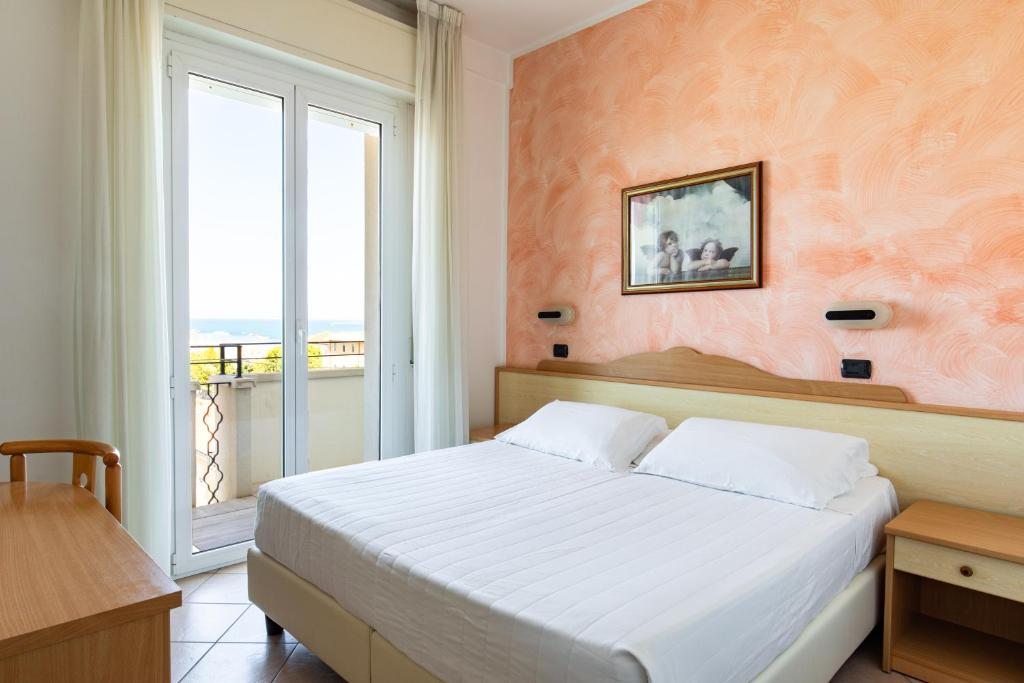 Hotel Palos - 5