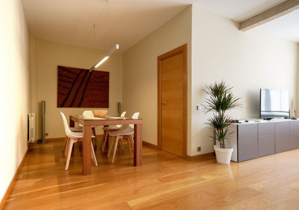 Las Columnas, centro, garaje., Logroño