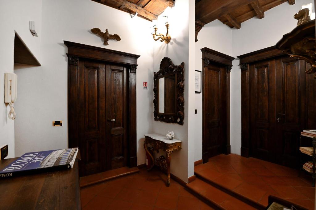 Residenze Romanae - Vicolo dell'Aquila photo