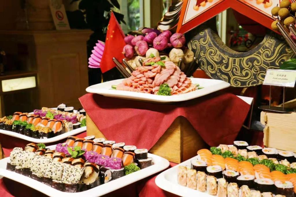 طعام و مشروبات