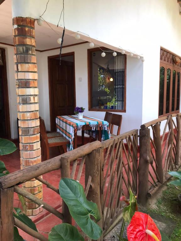 Malithis lodge, Ella