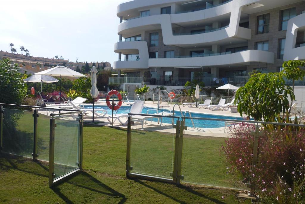 Luxury Sea View Apt Fuengirola Seafront, Mijas Costa