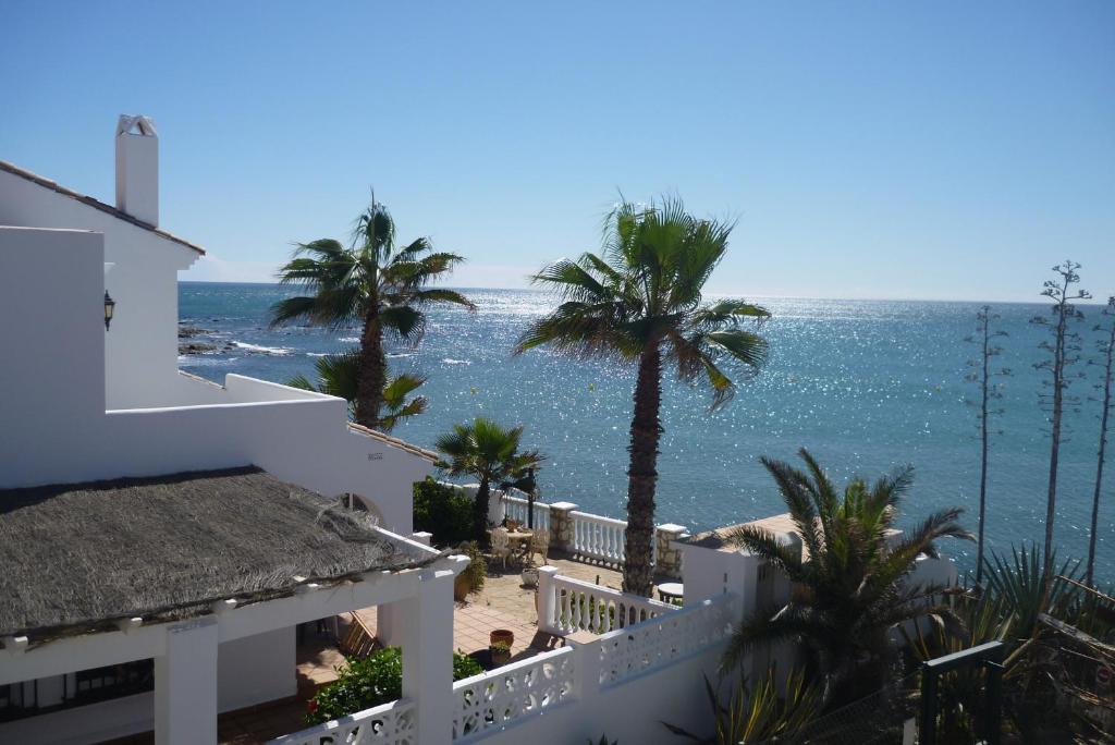 Fantastic Beachfront Apt El Faro - Arkadia Beach, Mijas Costa
