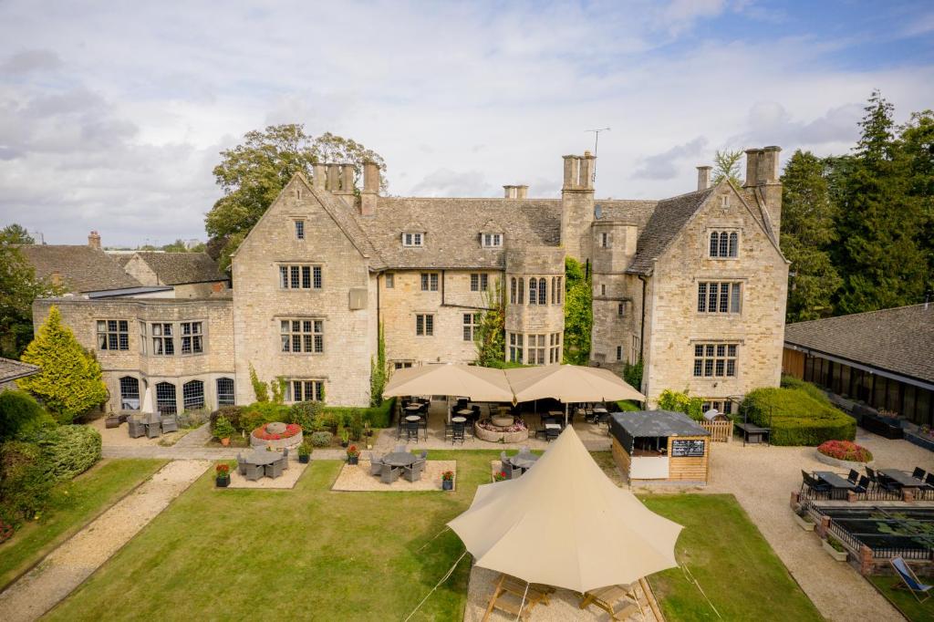 Stonehouse Court Hotel photo