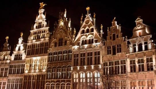 B&B Art and Sleep, Antverpy