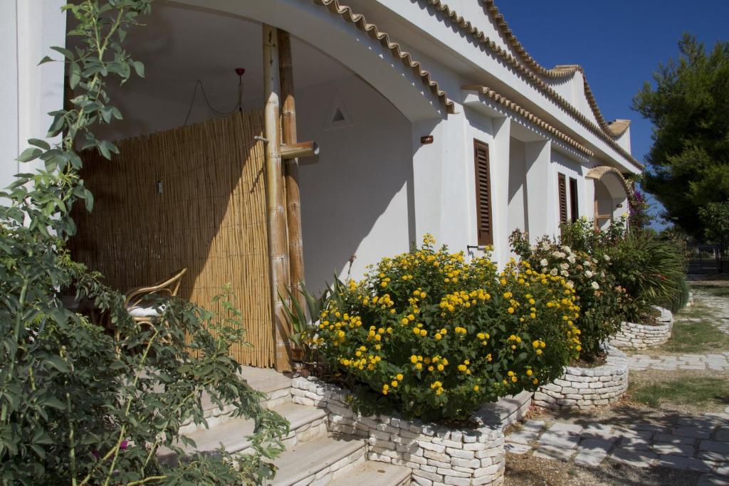 Oasi Beach Hotel photo
